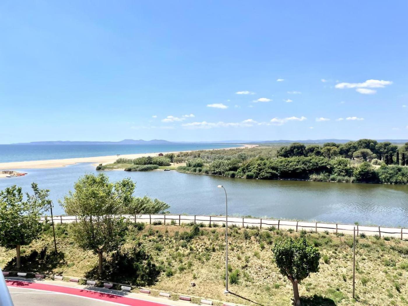33Apartamento Soleado De Dos Habitaciones Empuriabrava Bagian luar foto
