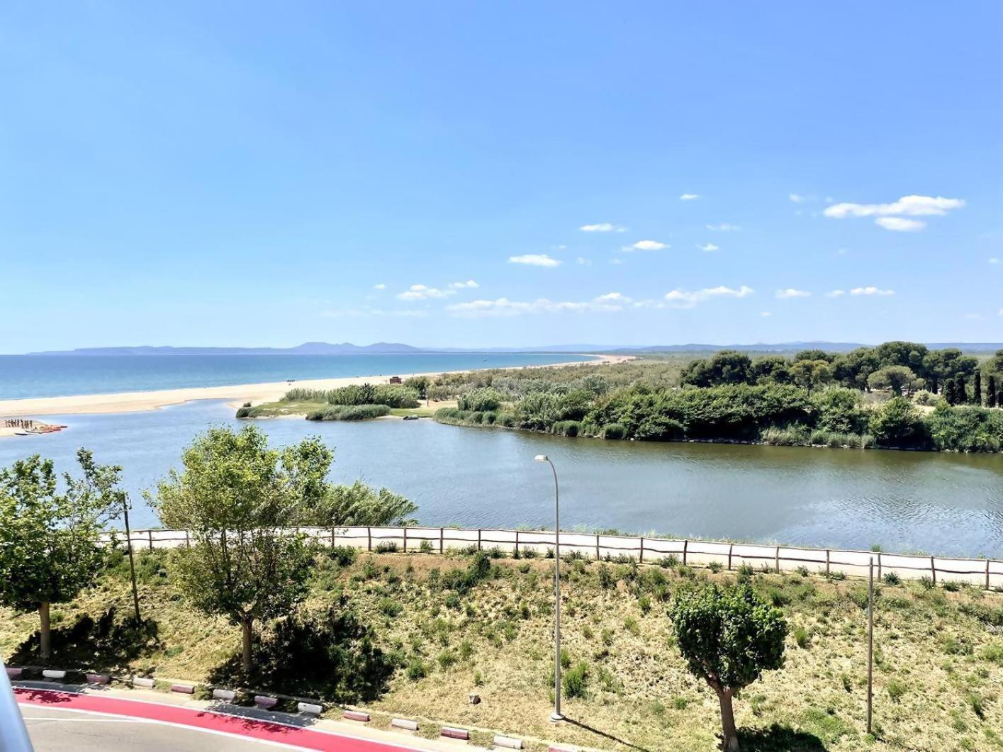 33Apartamento Soleado De Dos Habitaciones Empuriabrava Bagian luar foto