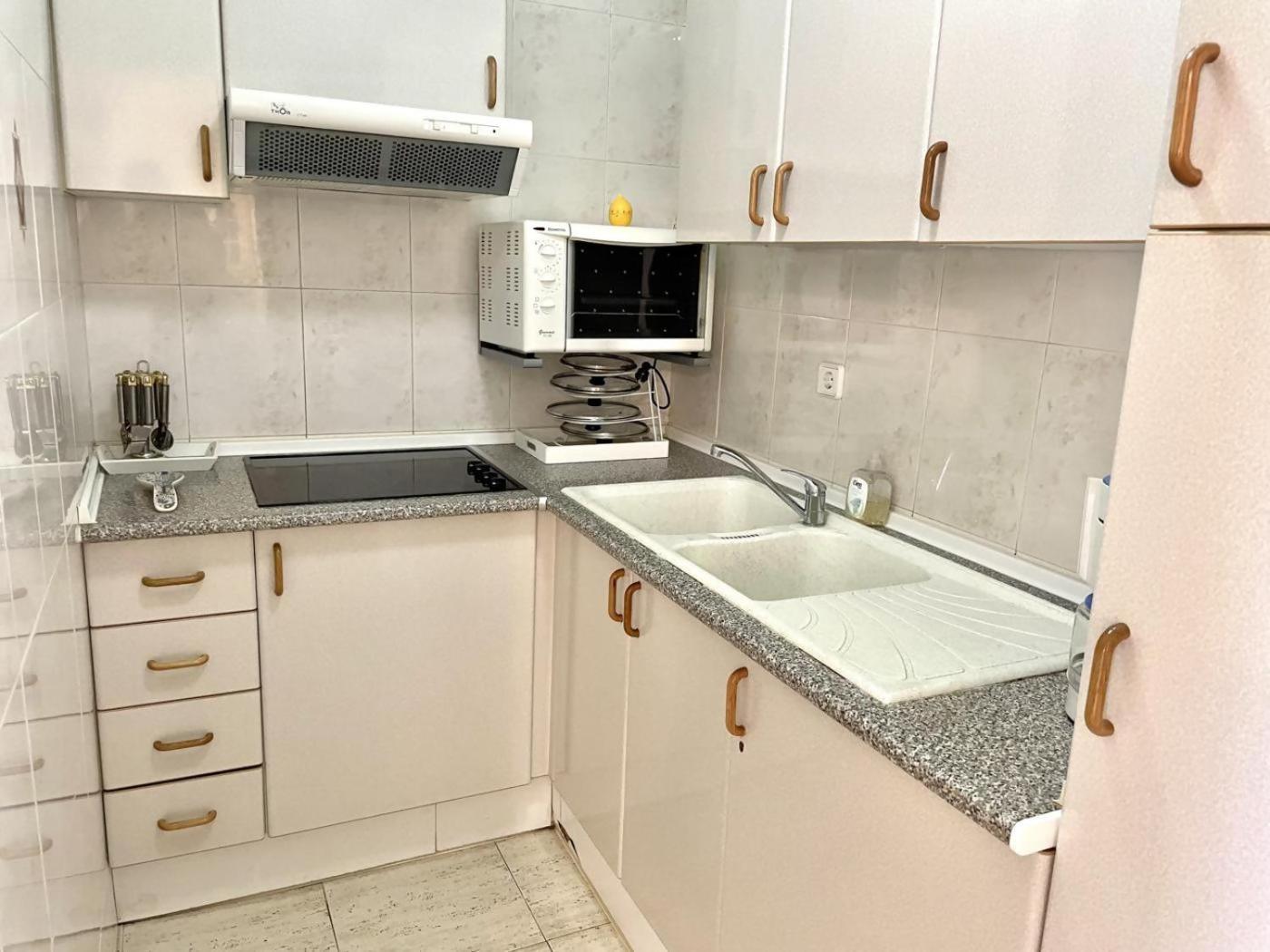 33Apartamento Soleado De Dos Habitaciones Empuriabrava Bagian luar foto